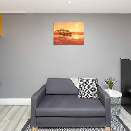 Luxury Living - Lovely 1 Bedroom Apartment Stockton-on-Tees Buitenkant foto