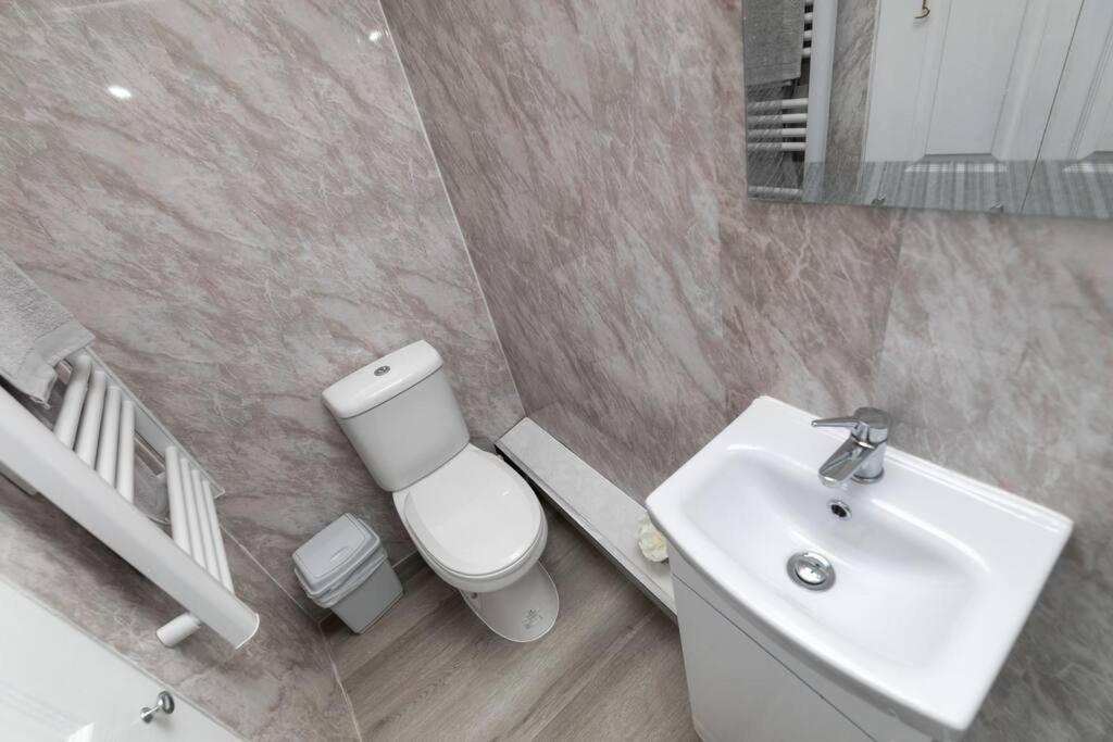 Luxury Living - Lovely 1 Bedroom Apartment Stockton-on-Tees Buitenkant foto
